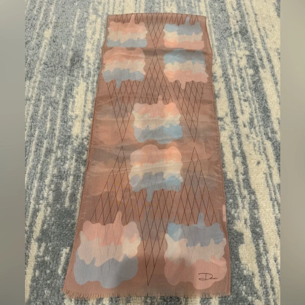 Desco Scarf